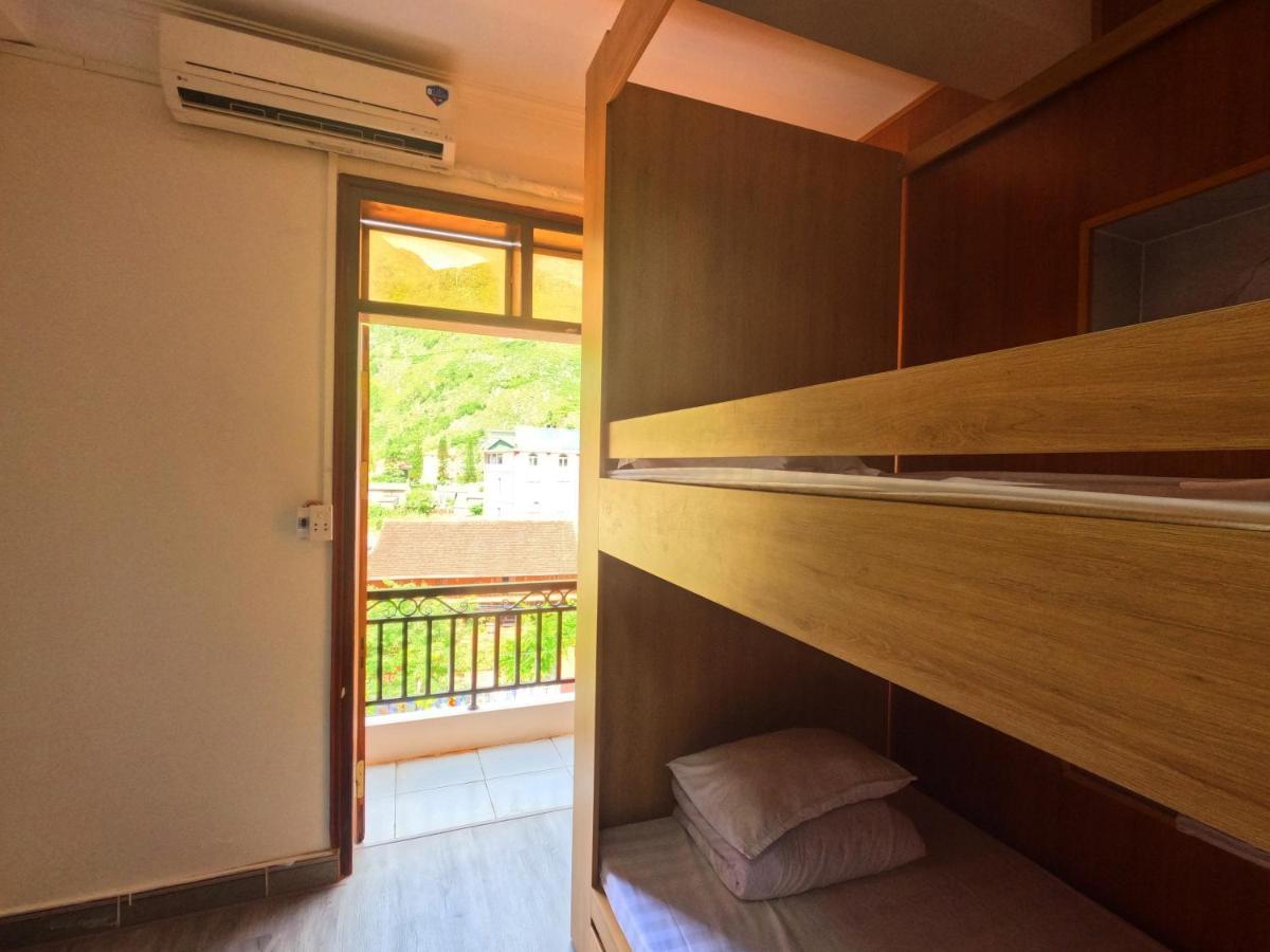 Hoang Anh Hostel Meo Vac Exteriör bild